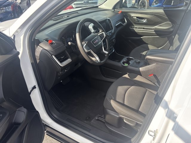 Used 2023 GMC Terrain SLE image 14