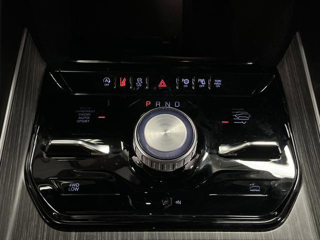 Used 2024 Jeep Wagoneer Series III w/ Convenience Group I image 22