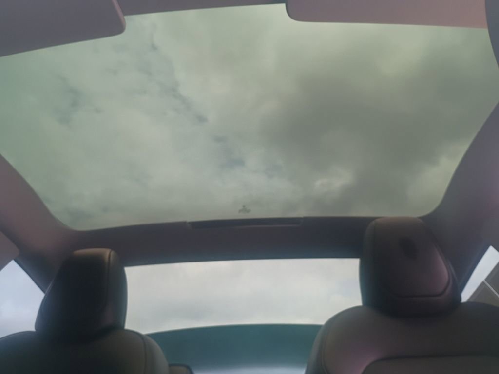 Used 2025 Tesla Model 3 image 7