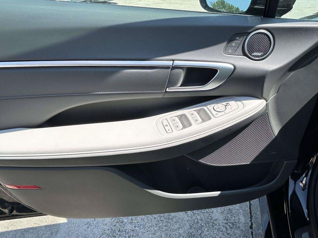 New 2026 Hyundai Sonata Limited FWD image 40