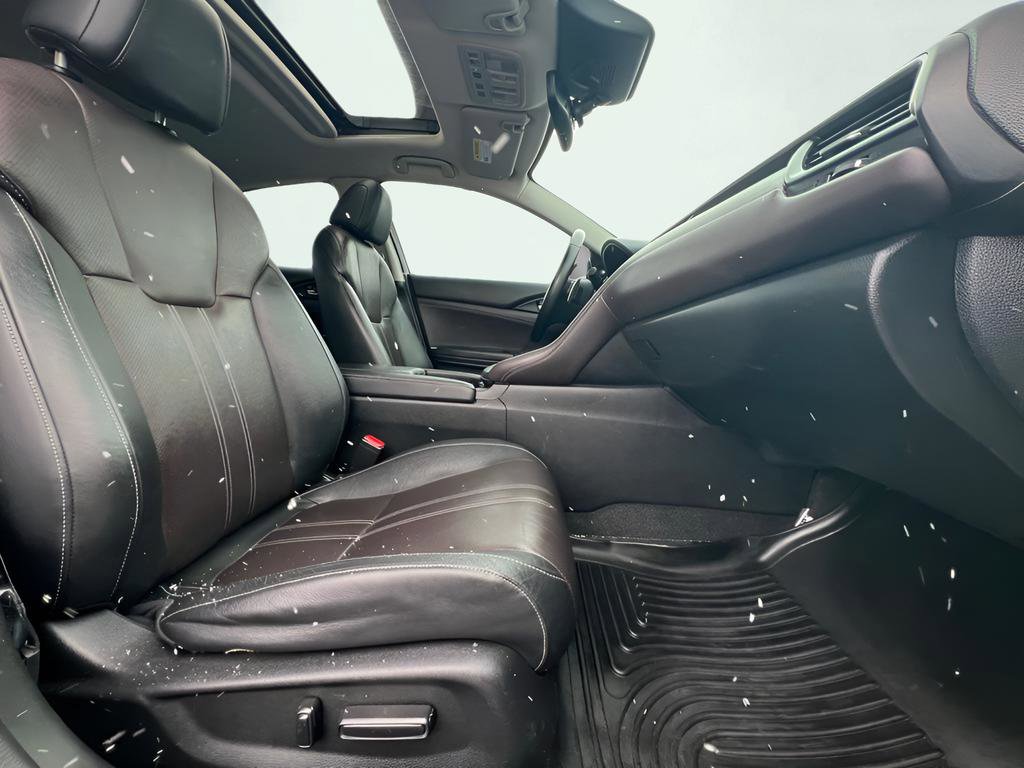 Used 2020 Honda Insight Touring image 30