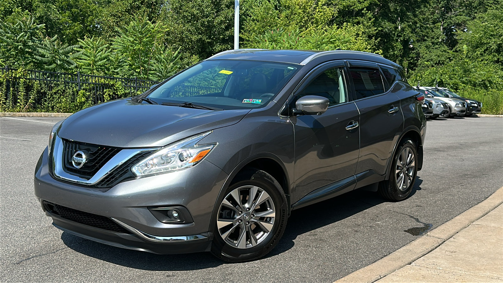 Used 2017 Nissan Murano SL w/ SL Technology Package AWD/4WD image 1