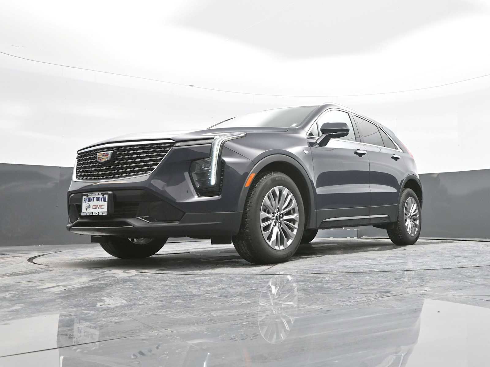 Used 2024 Cadillac XT4 Premium Luxury image 40