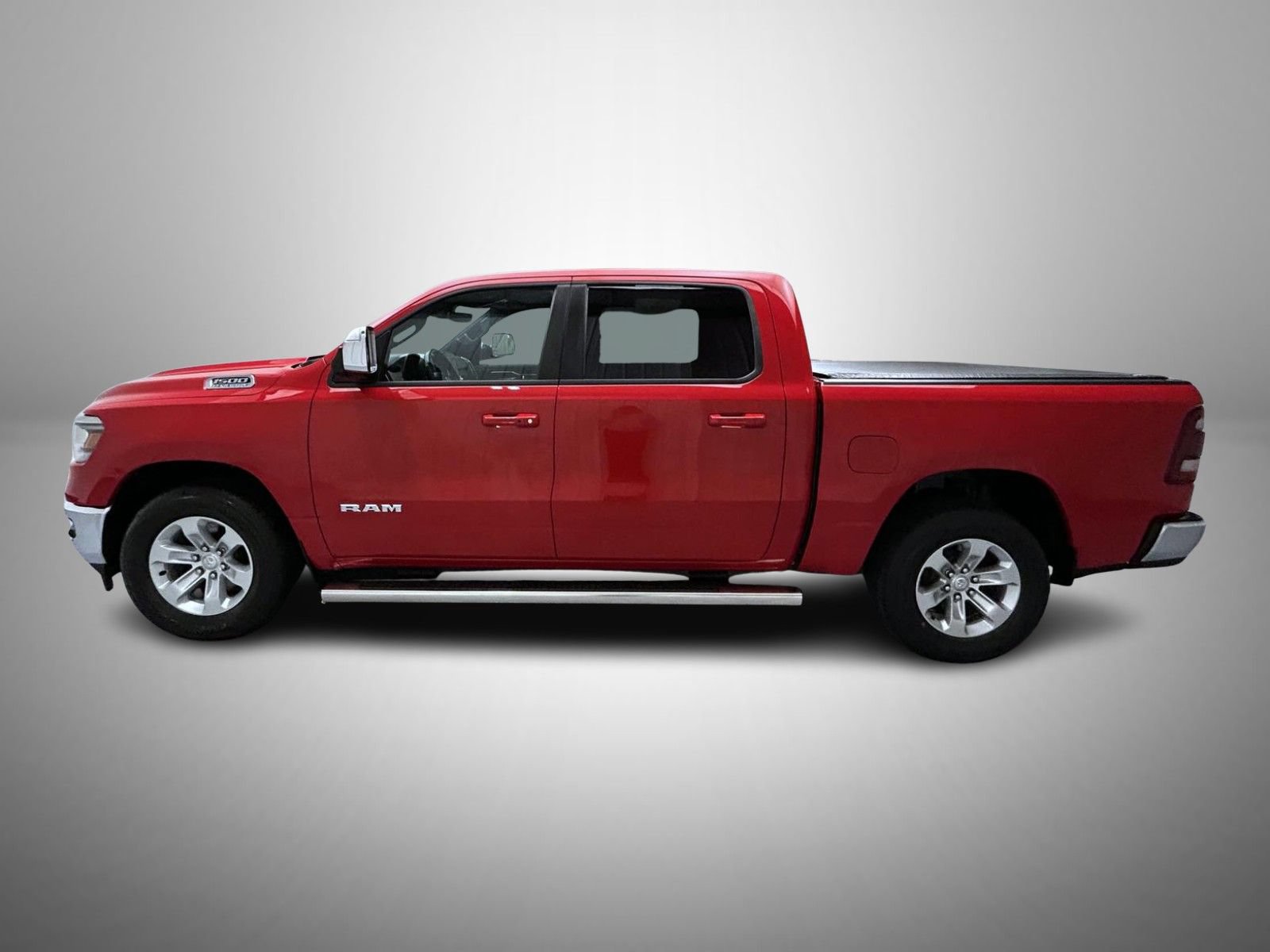 Used 2023 RAM 1500 Laramie AWD/4WD image 8