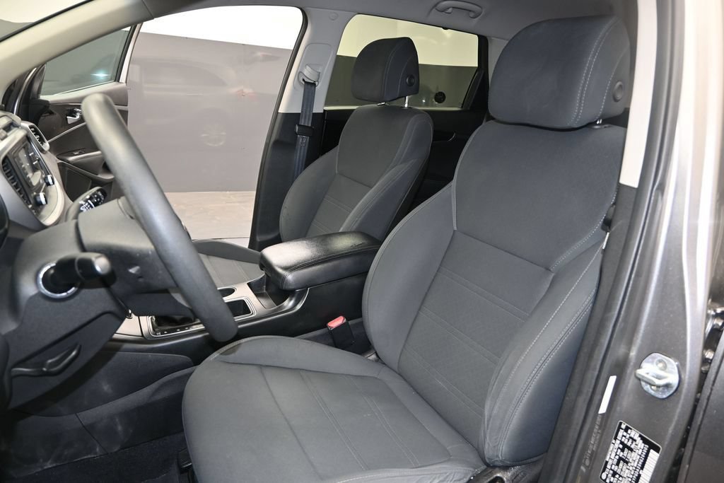 Used 2017 Kia Sorento AWD image 19