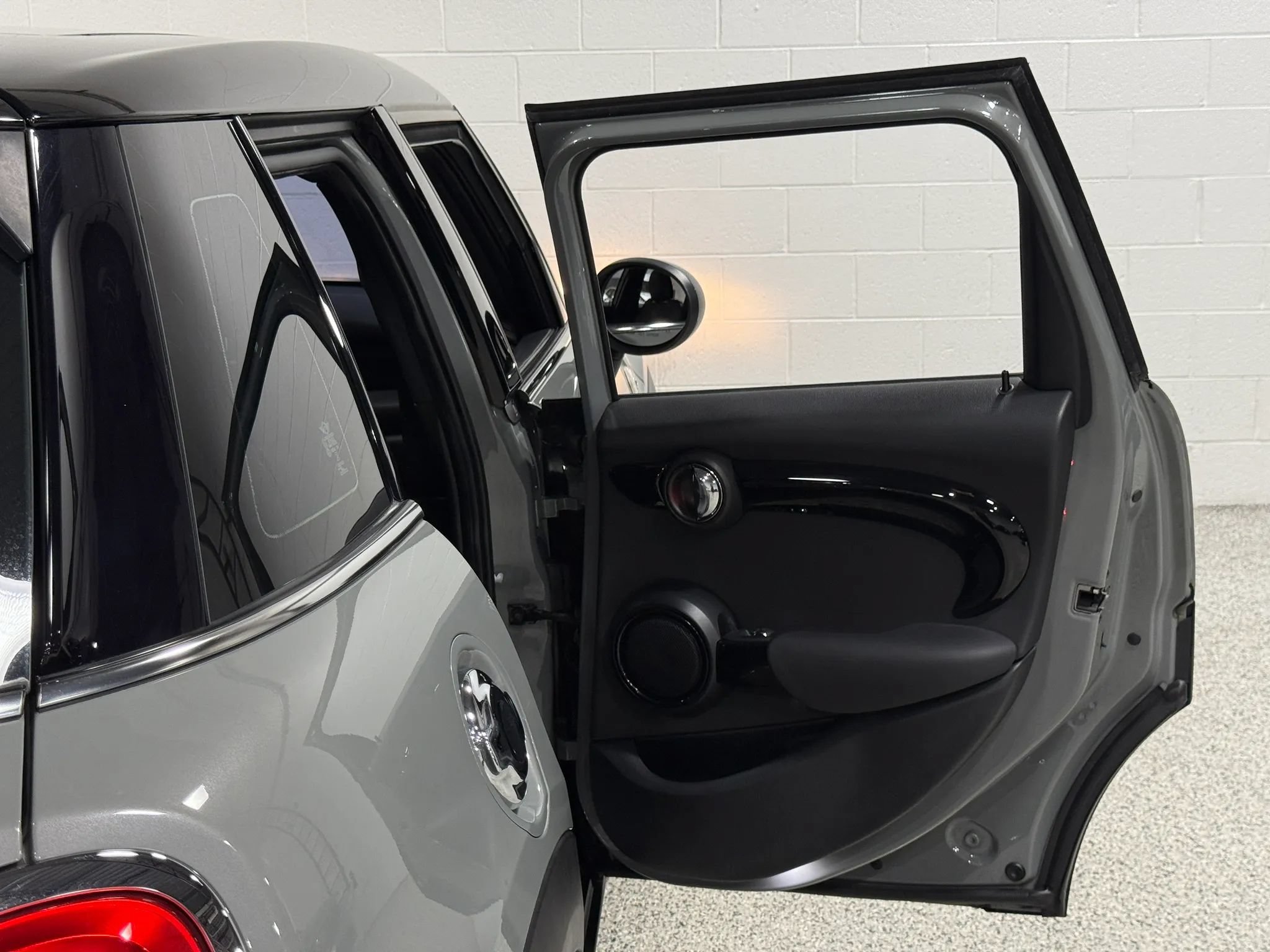 Used 2019 MINI Cooper S w/ Signature Upholstery Package FWD image 55