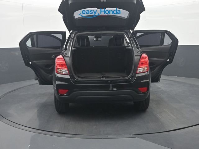 Used 2020 Chevrolet Trax LS image 38