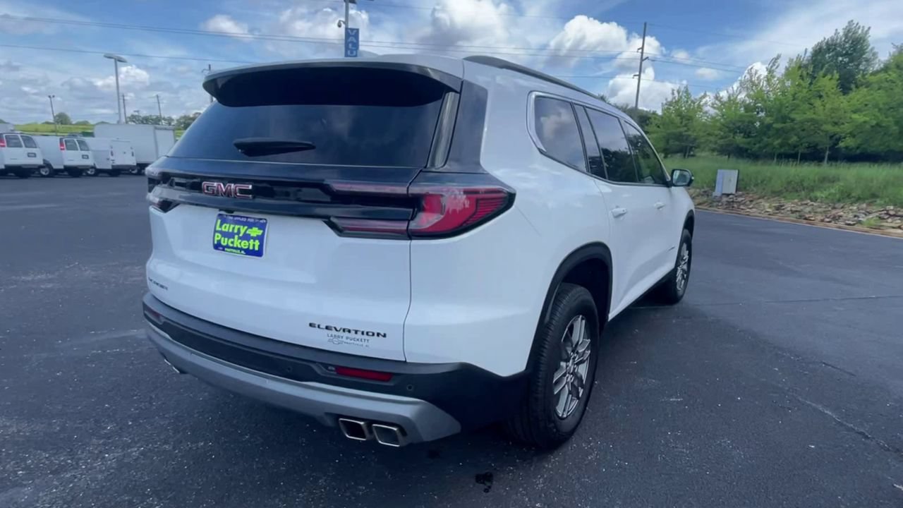 Used 2025 GMC Acadia Elevation FWD image 8