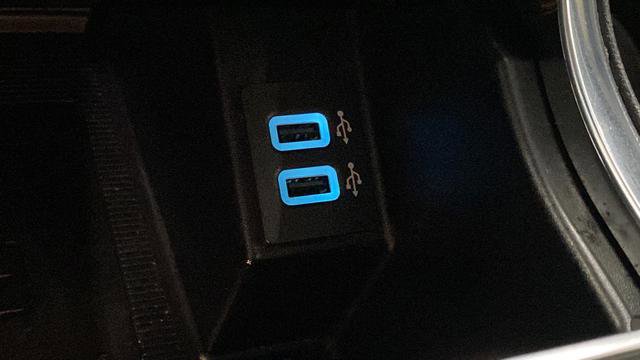 Used 2020 Ford Edge Titanium AWD/4WD image 33