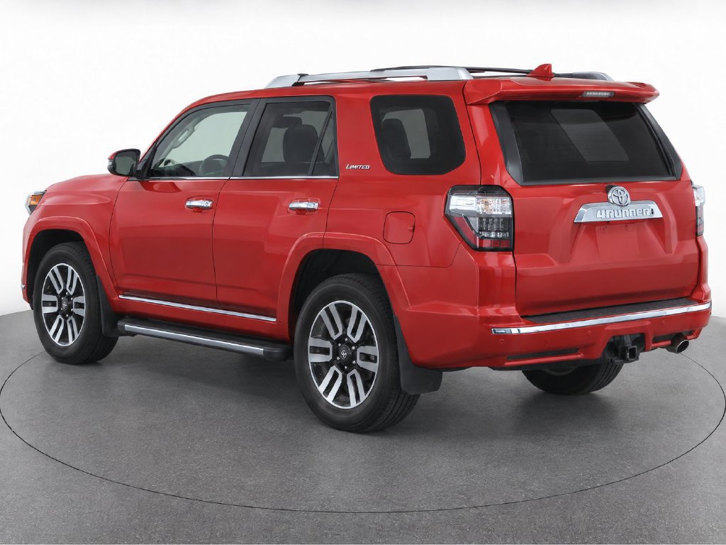 Used 2022 Toyota 4Runner Limited AWD/4WD image 3
