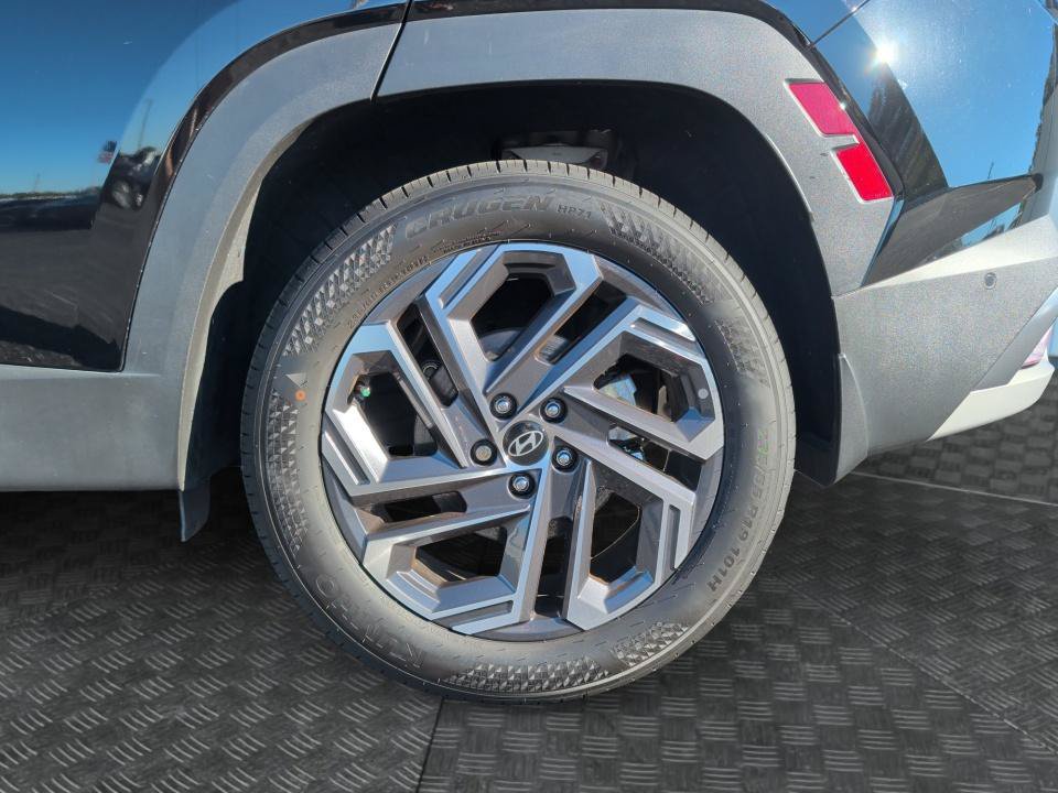 Certified 2025 Hyundai Tucson Limited AWD/4WD image 22