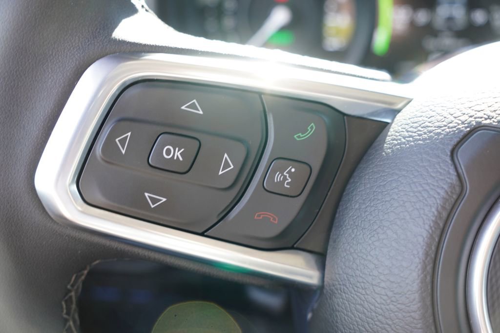 Certified 2025 Jeep Wrangler Unlimited Sahara w/ Safety Group image 30