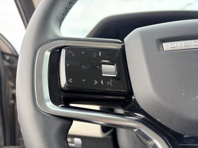 Used 2023 Land Rover Discovery Sport S image 8