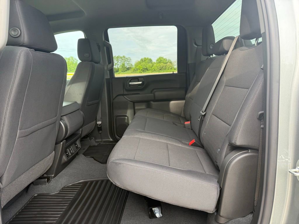 New 2026 Chevrolet Silverado 2500 Custom w/ Custom Value Package AWD/4WD image 11