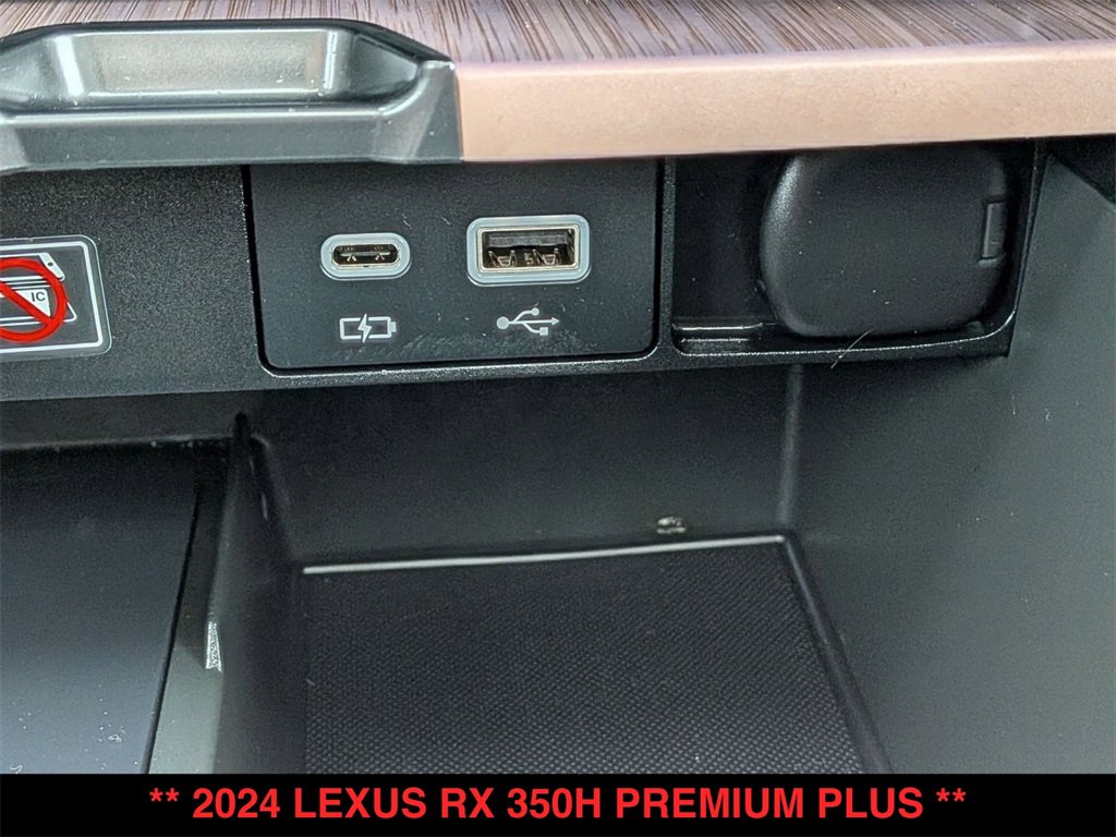 Used 2024 Lexus RX 350 w/ Convenience Package image 24