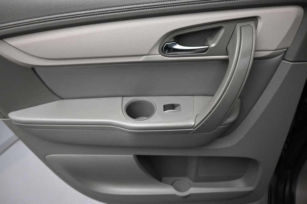 Used 2016 Chevrolet Traverse LS FWD image 29
