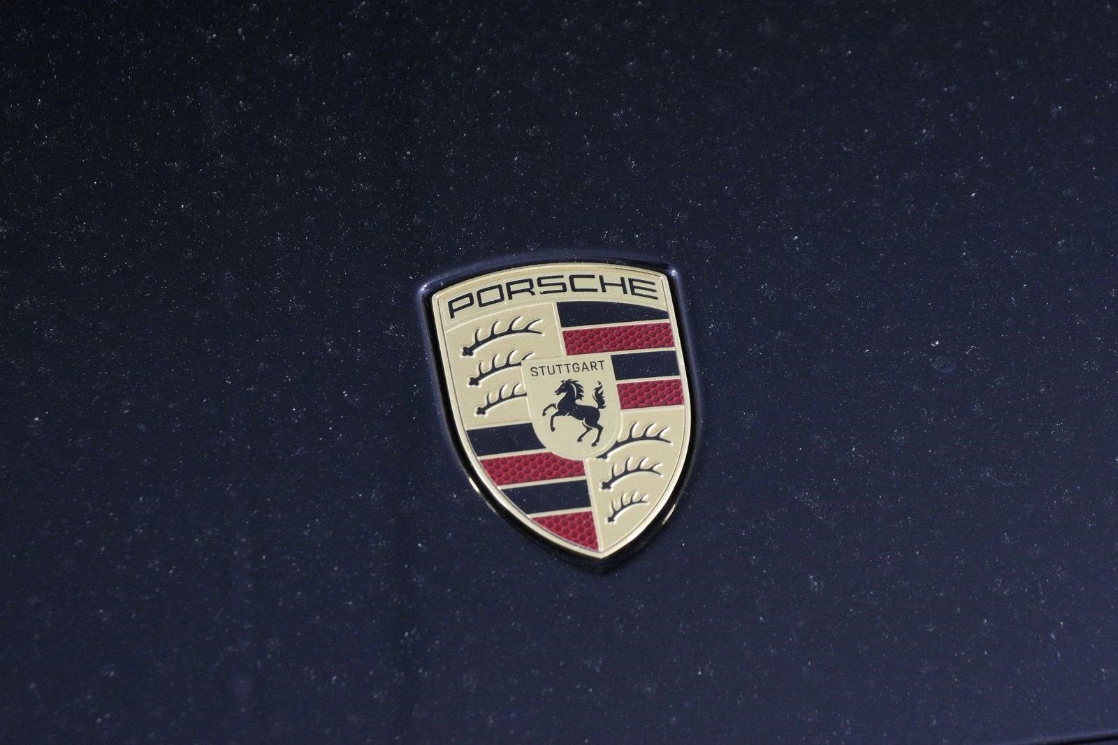 Certified 2025 Porsche Cayenne S AWD/4WD image 29