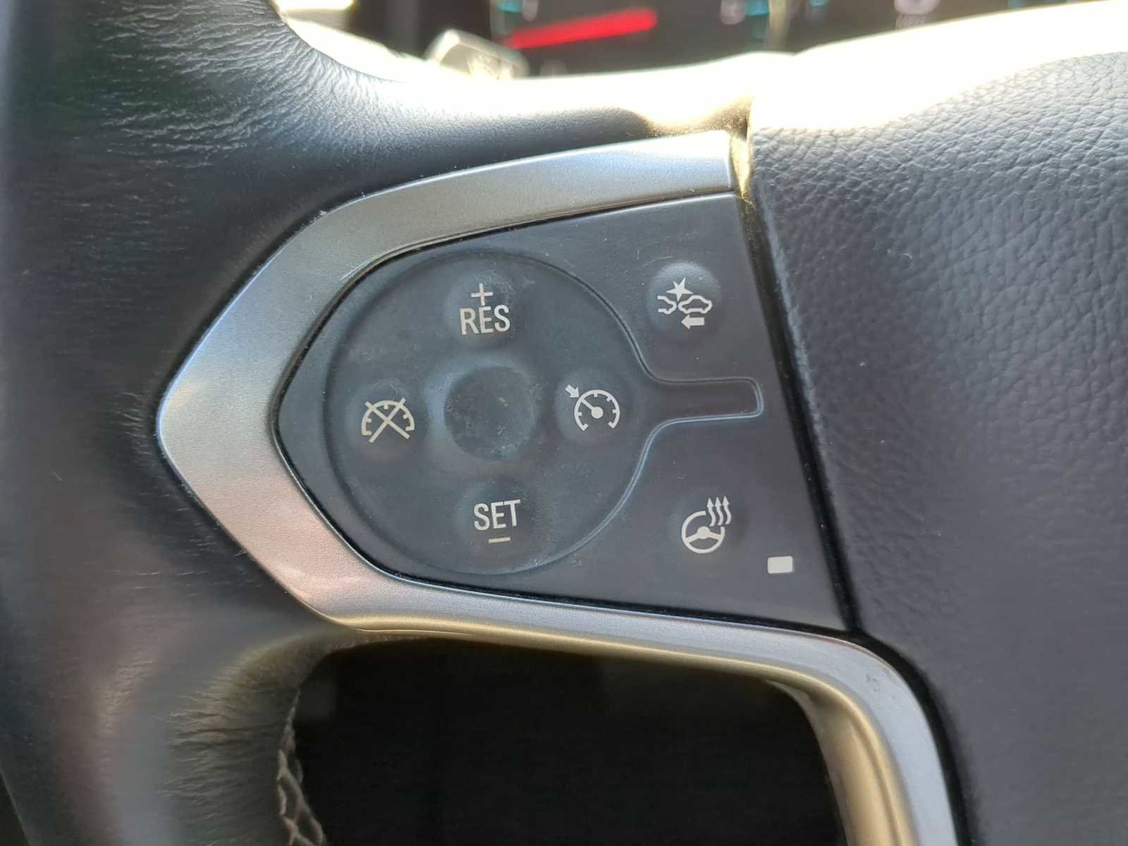 Used 2018 Chevrolet Tahoe Premier AWD/4WD image 16