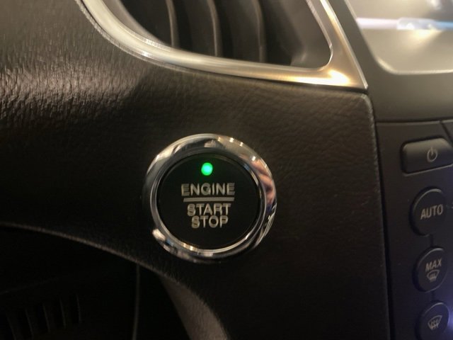 Used 2015 Ford Edge Titanium image 19