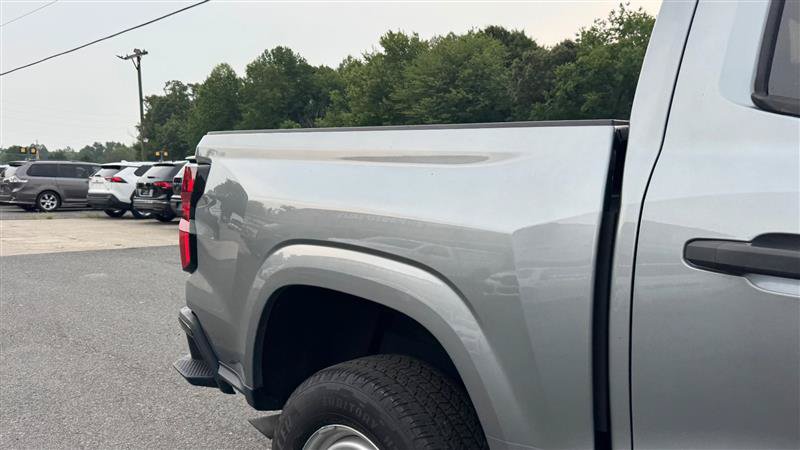 Used 2023 Chevrolet Colorado W/T RWD image 20