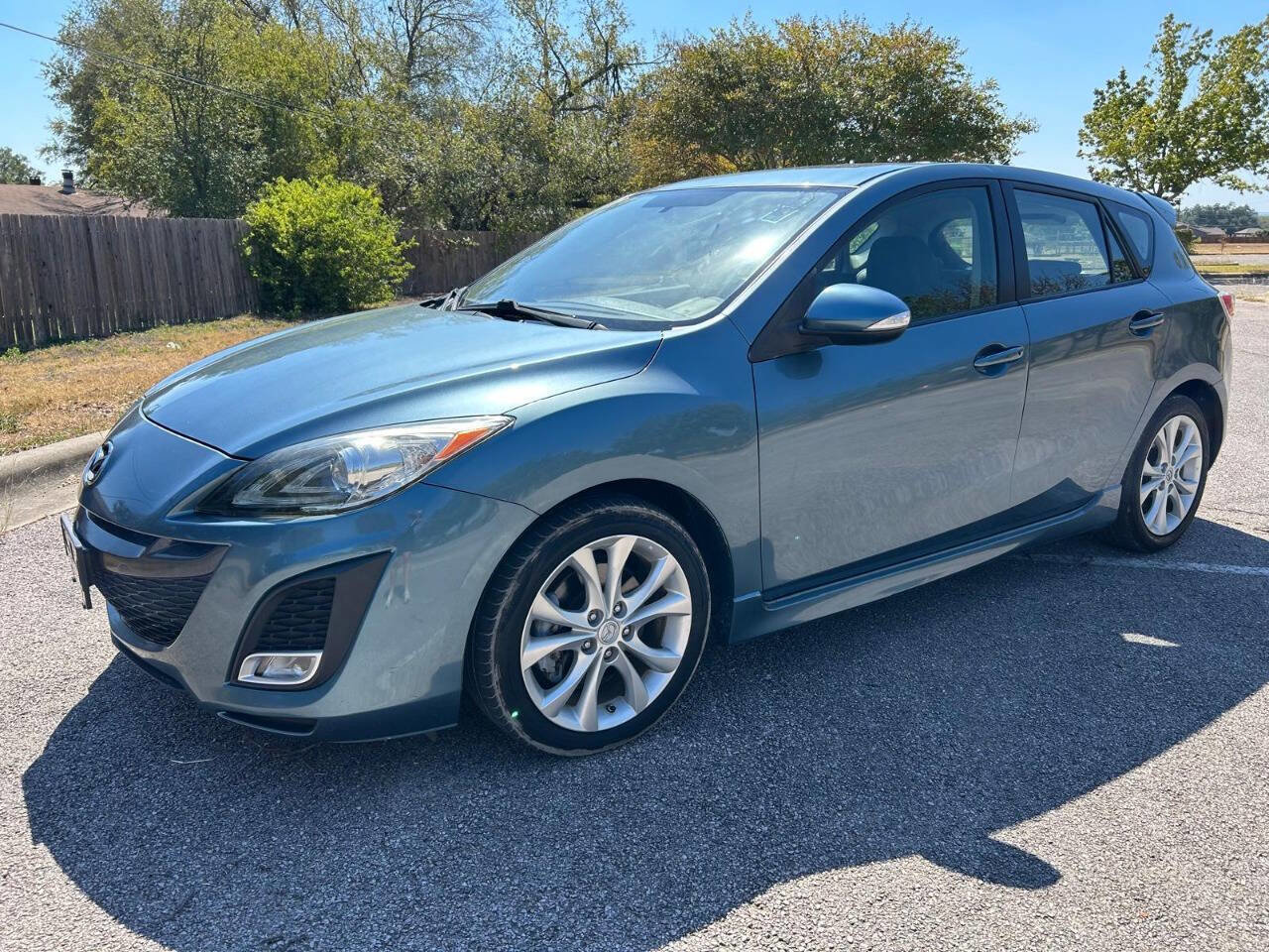 Used 2010 MAZDA MAZDA3 s Grand Touring image 2