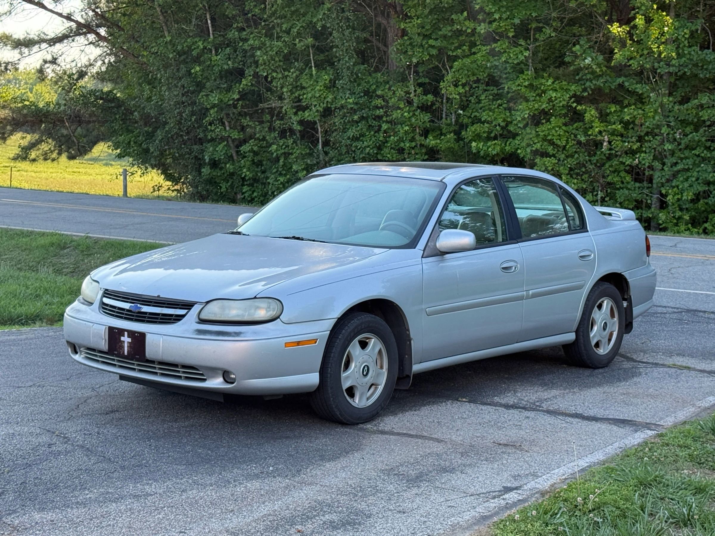 Used 2001 Chevrolet Malibu LS w/ Preferred Equipment Group 1 FWD image 1