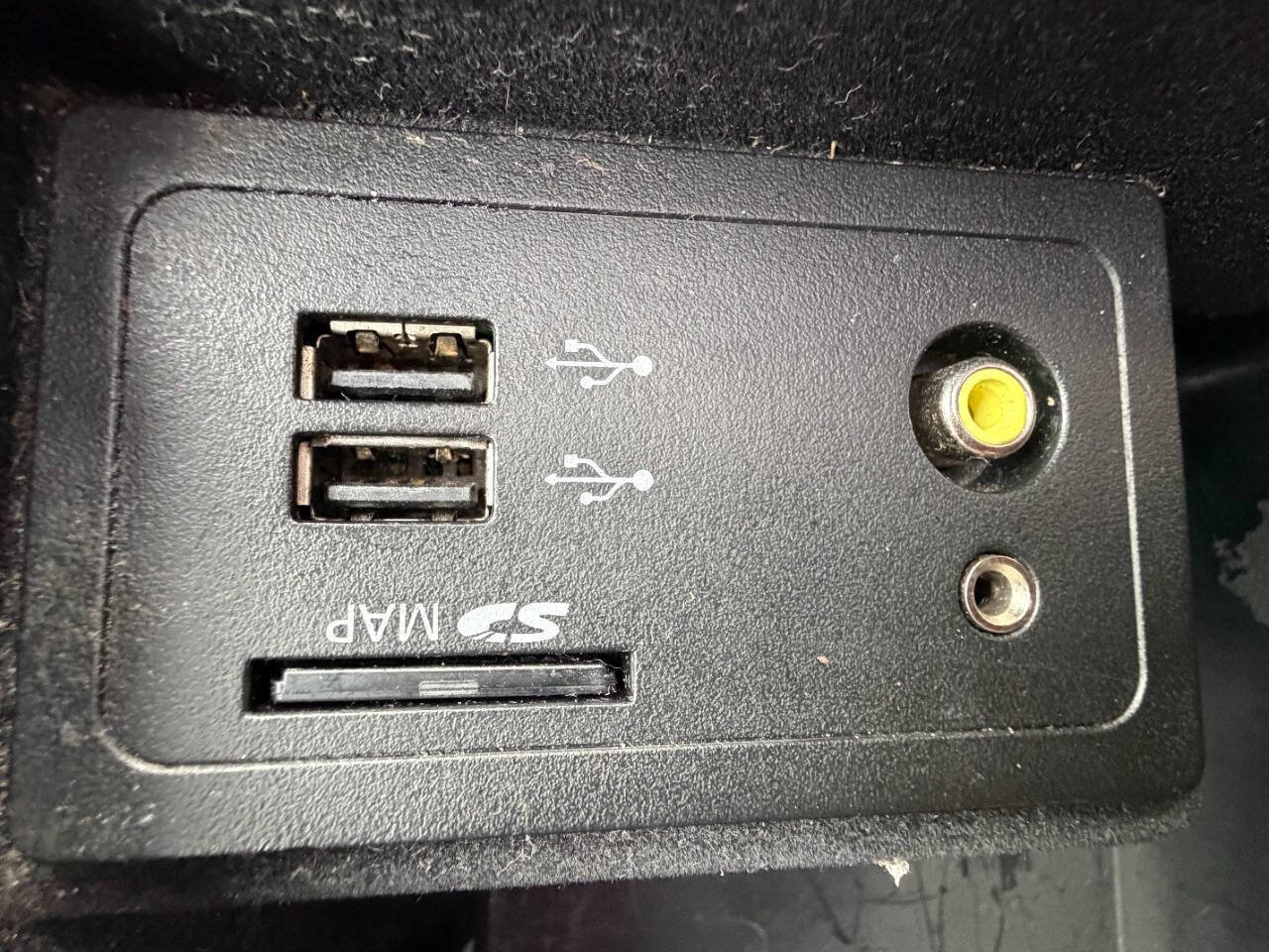 Used 2017 INFINITI Q60 Red Sport 400 image 37