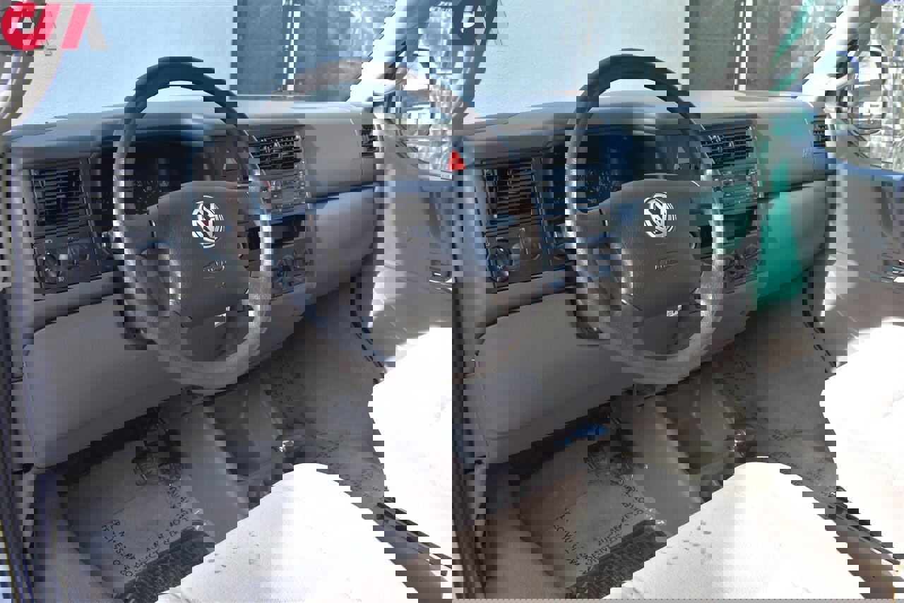 Used 2002 Volkswagen Eurovan MV image 3