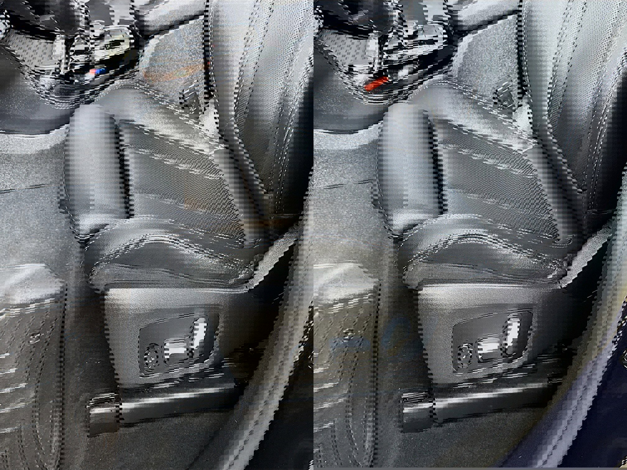 Used 2022 BMW X4 M40i image 21