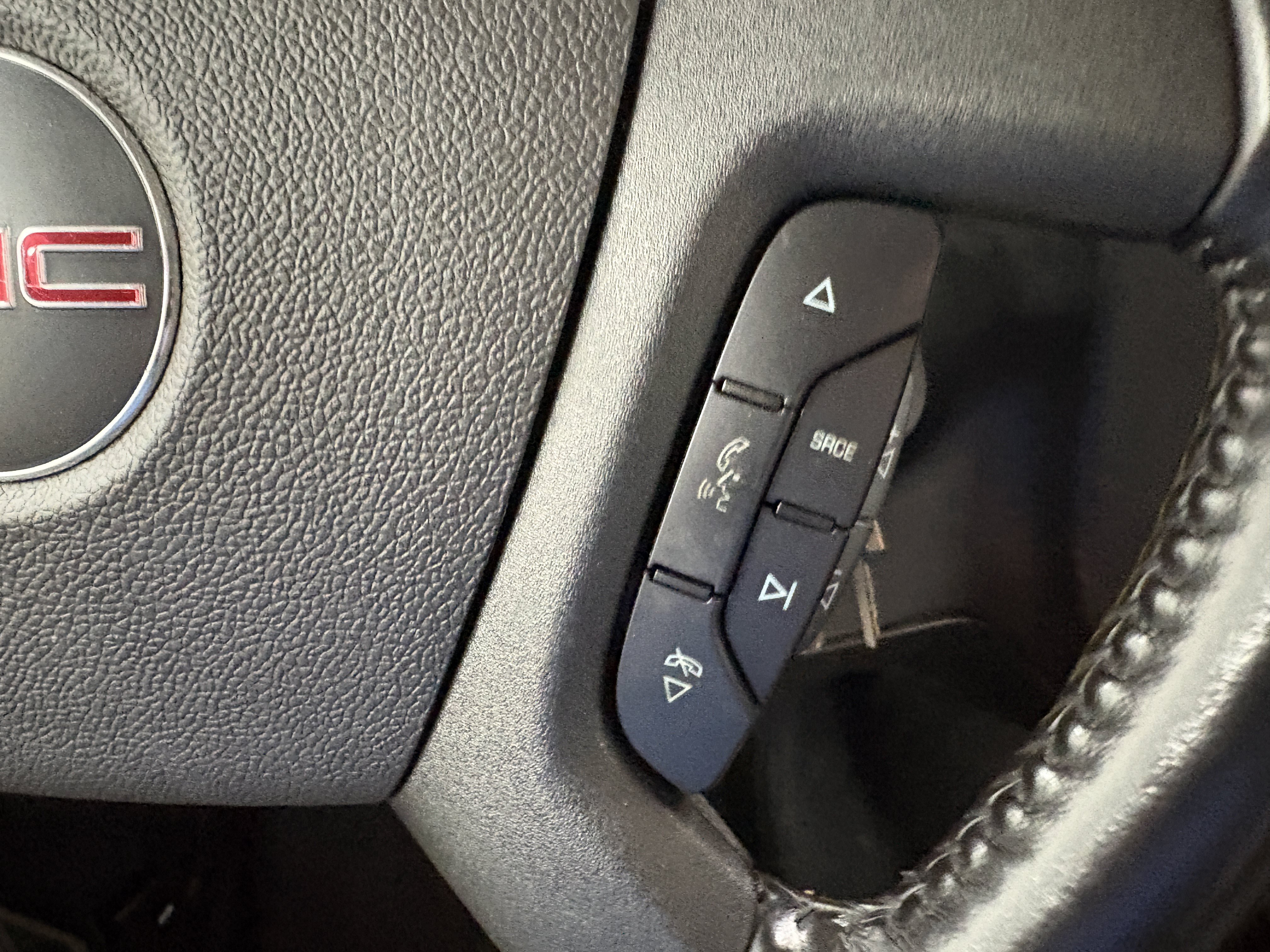 Used 2023 GMC Savana 3500 w/ Driver Convenience Package RWD image 33