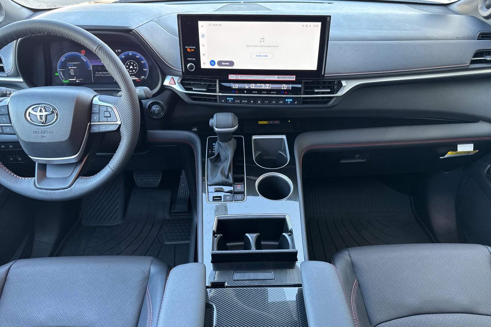 Certified 2025 Toyota Sienna XSE image 18