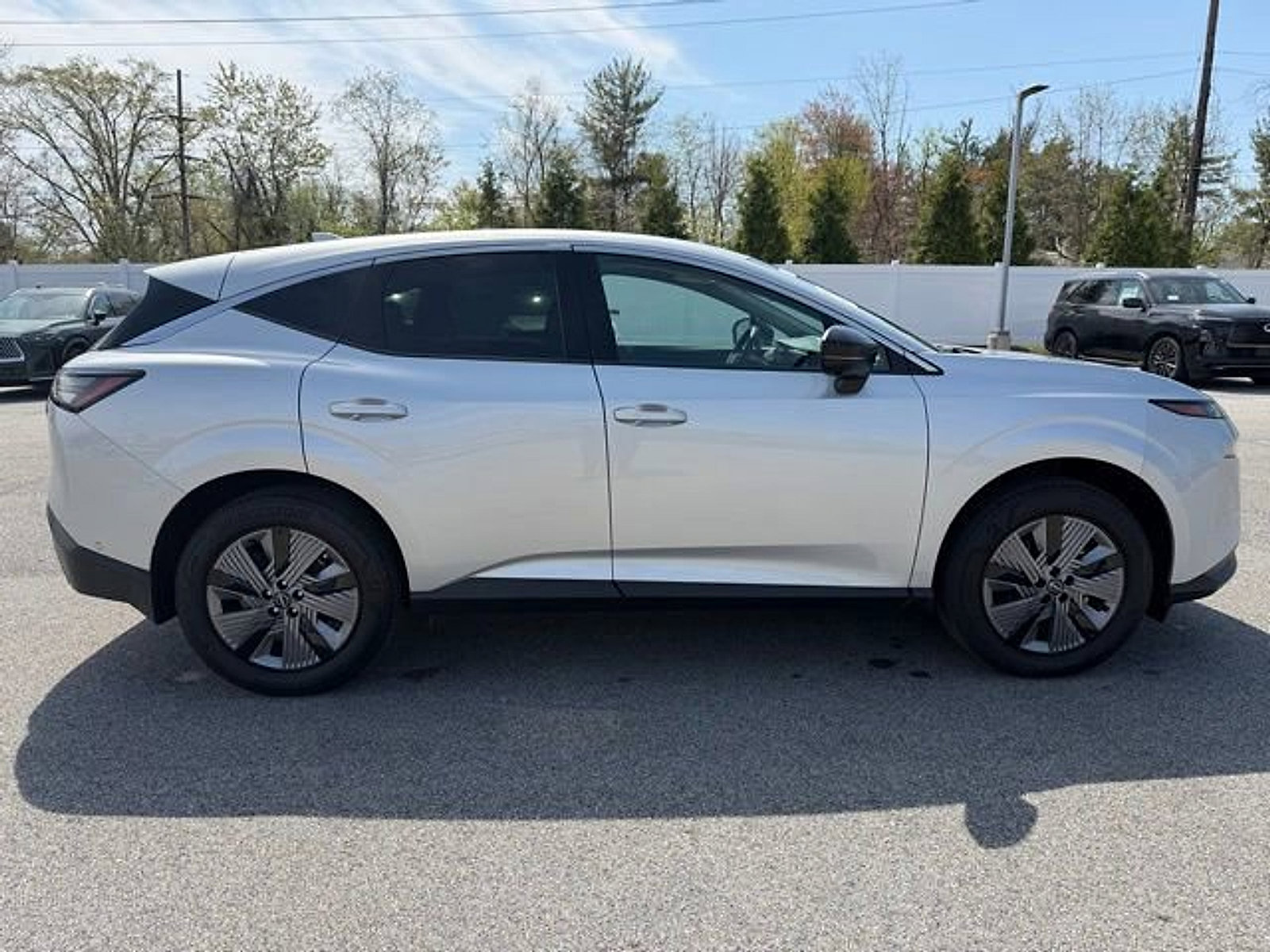 Used 2025 Nissan Murano SL AWD/4WD image 9