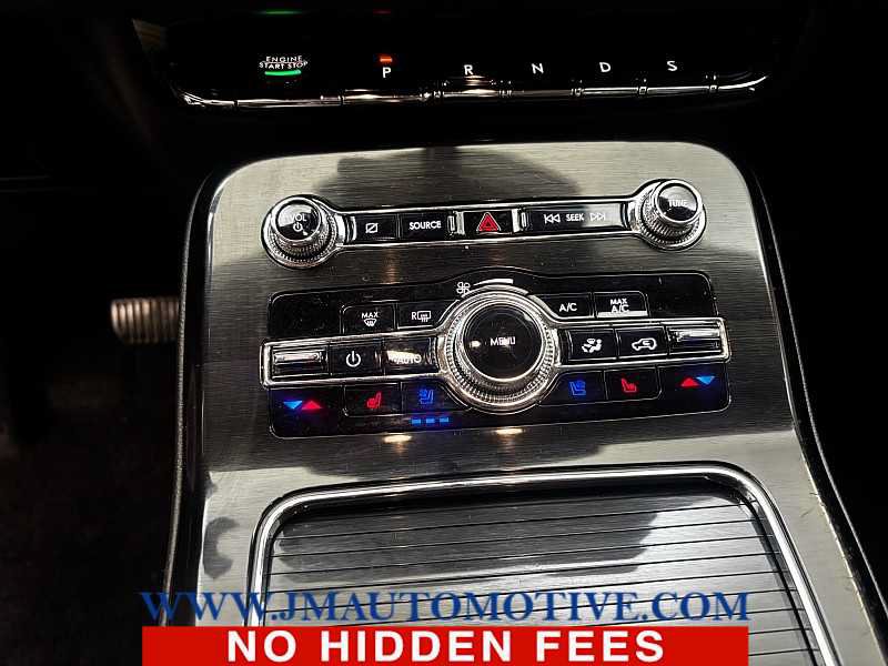 Used 2022 Lincoln Nautilus Reserve AWD/4WD image 19
