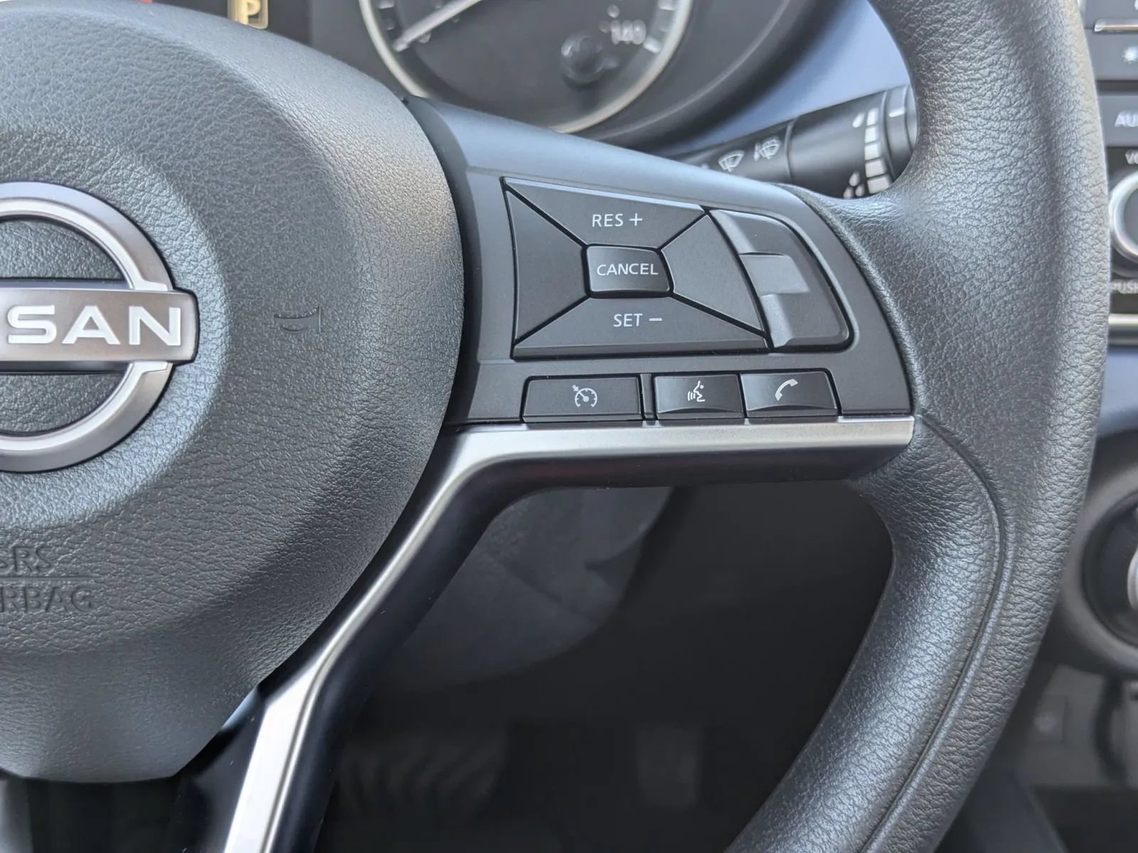 New 2025 Nissan Versa SV w/ Trunk Package FWD image 18