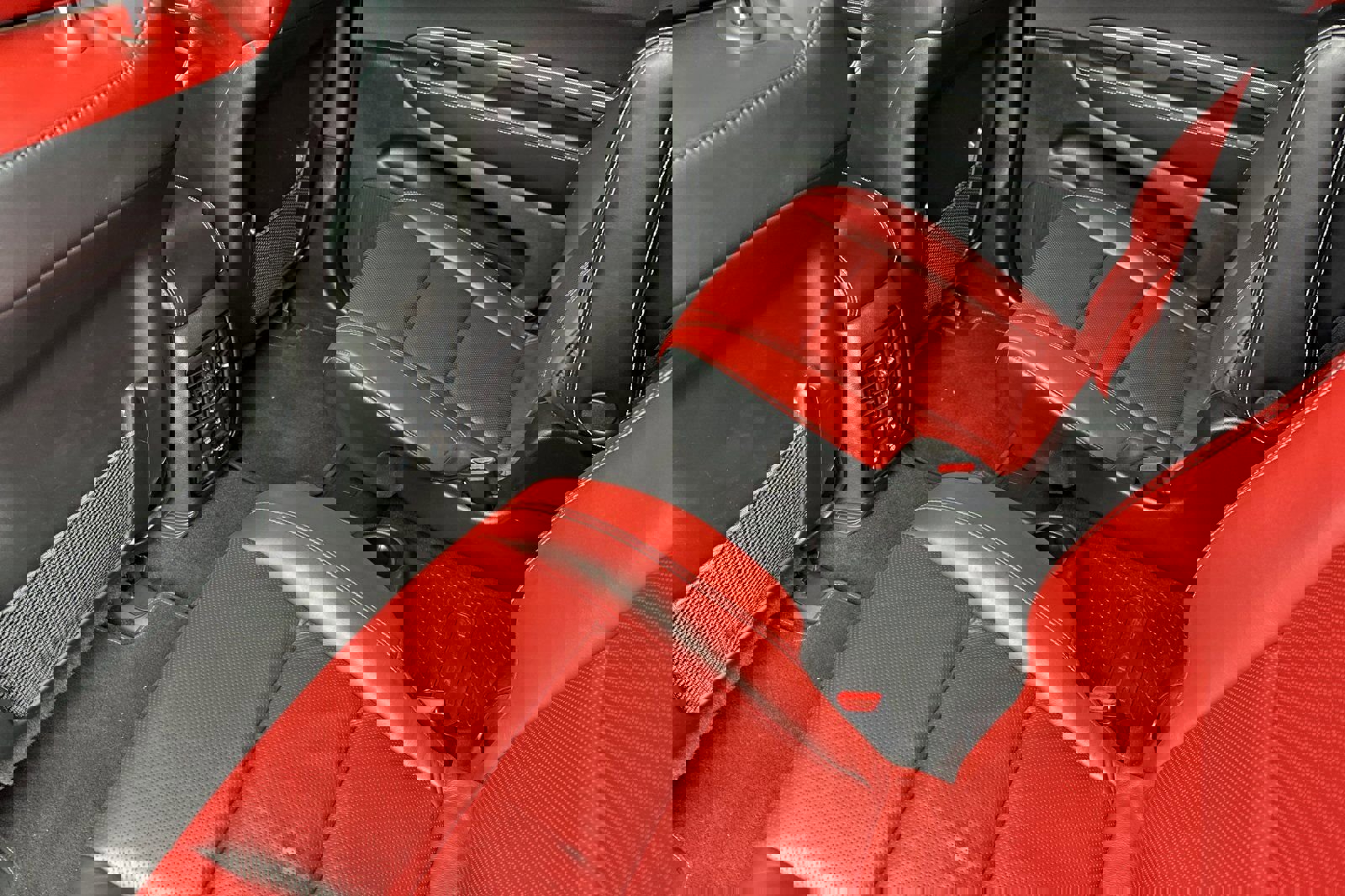 Used 2023 Dodge Durango SRT image 13