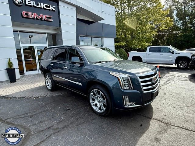 Used 2020 Cadillac Escalade Premium Luxury image 3