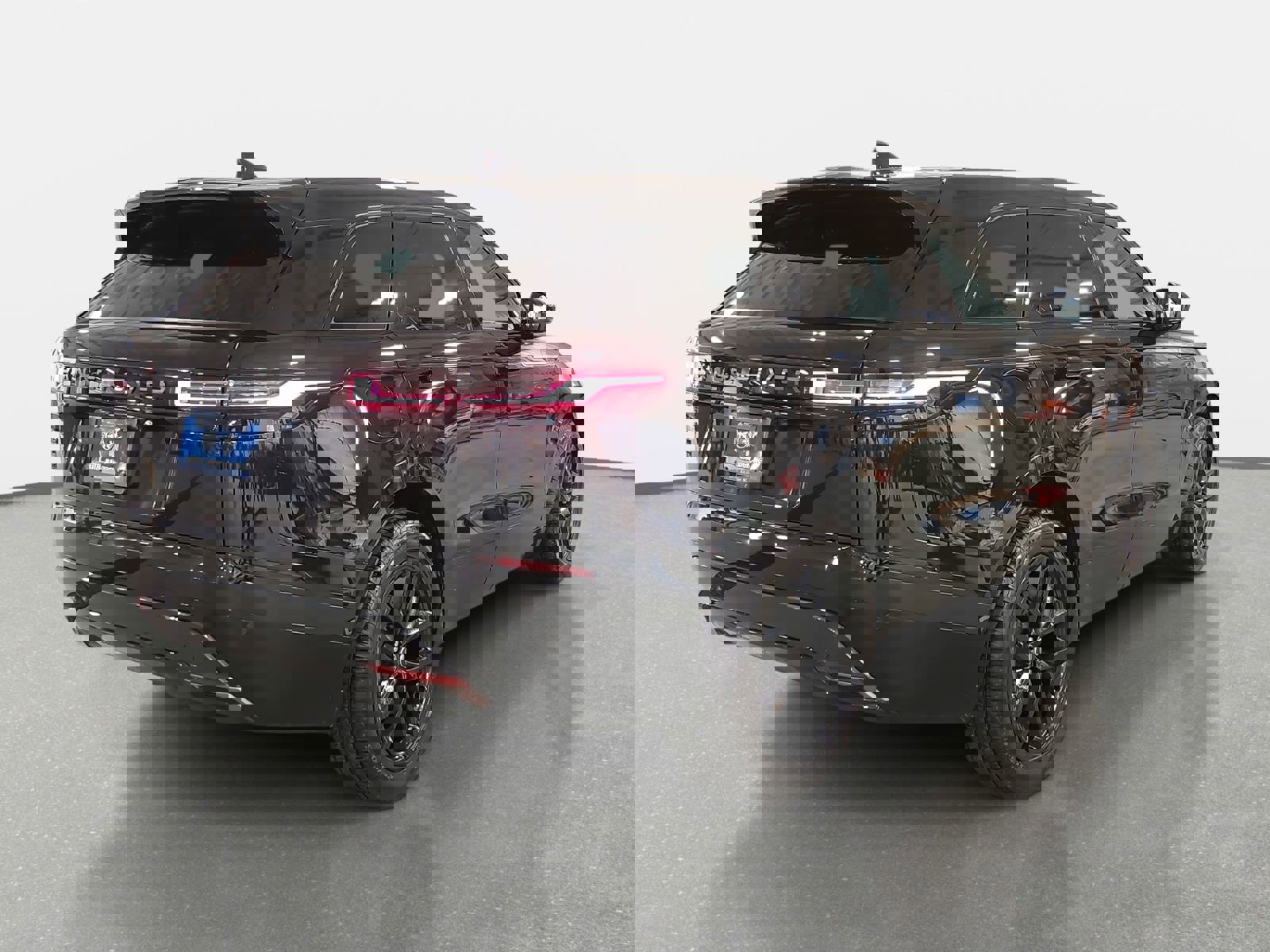 Used 2024 Land Rover Range Rover Velar Dynamic SE image 5