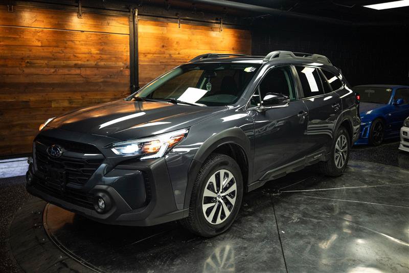 Used 2023 Subaru Outback Premium AWD/4WD image 2