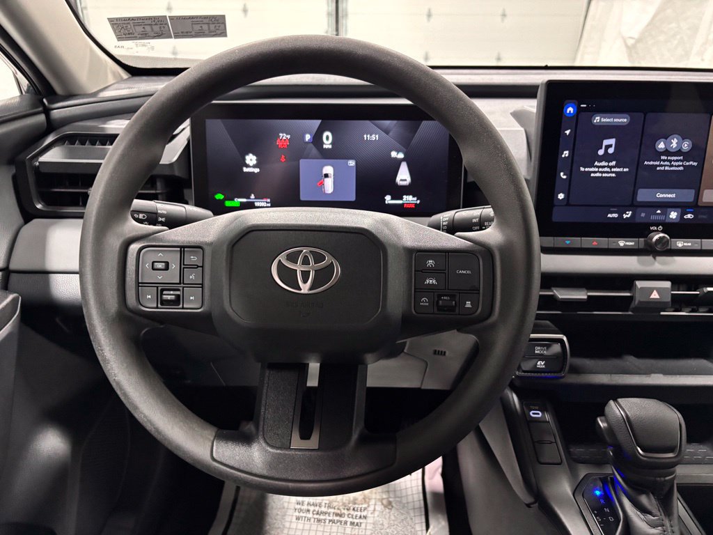 Used 2026 Toyota RAV4 LE AWD/4WD image 24
