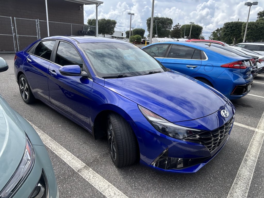 Used 2023 Hyundai Elantra Limited
