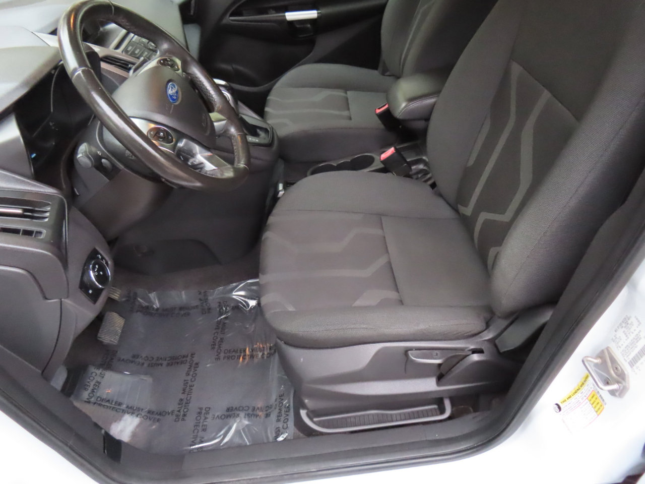 Used 2016 Ford Transit Connect XLT image 9