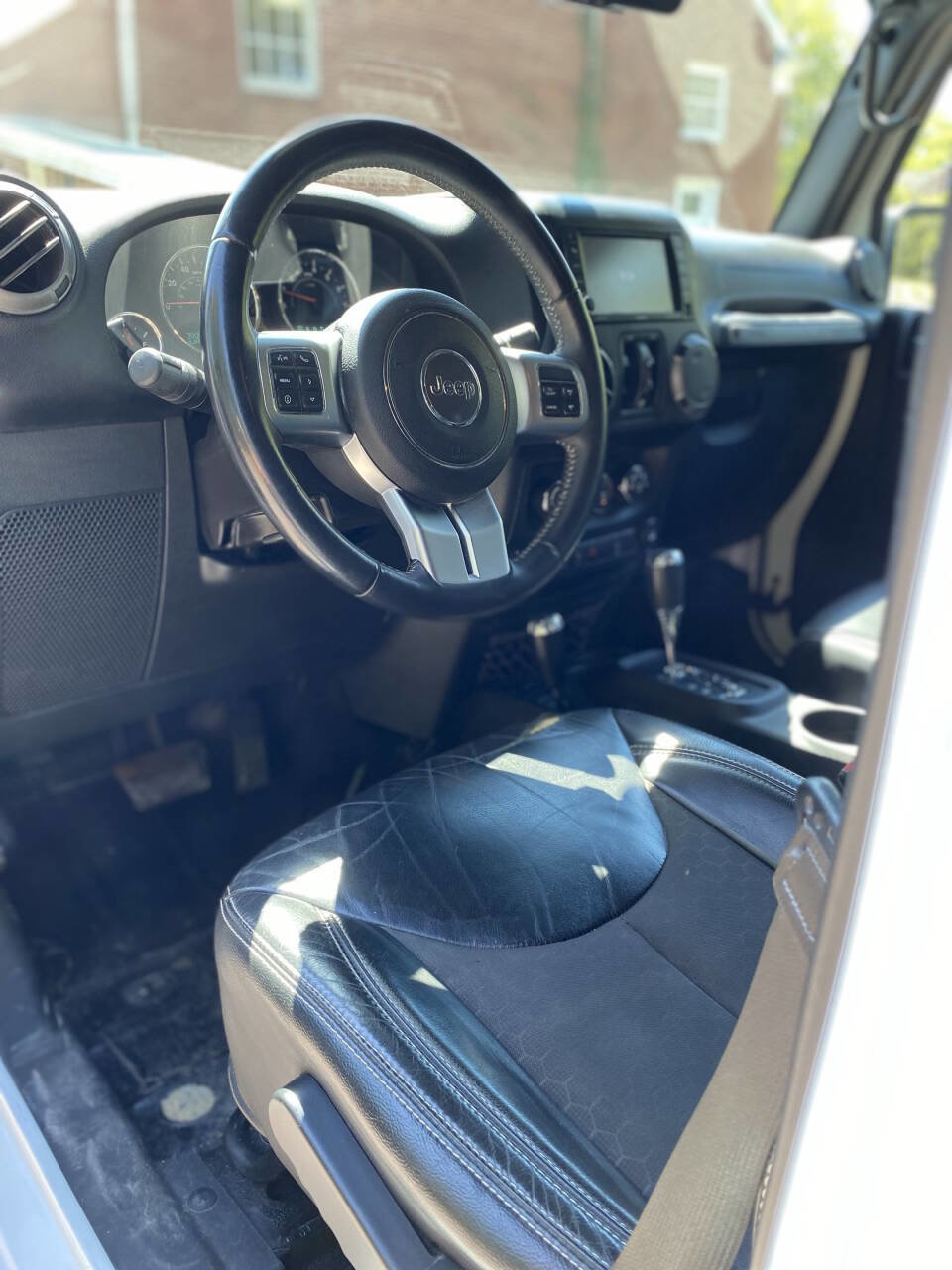 Used 2018 Jeep Wrangler Unlimited Sport image 14