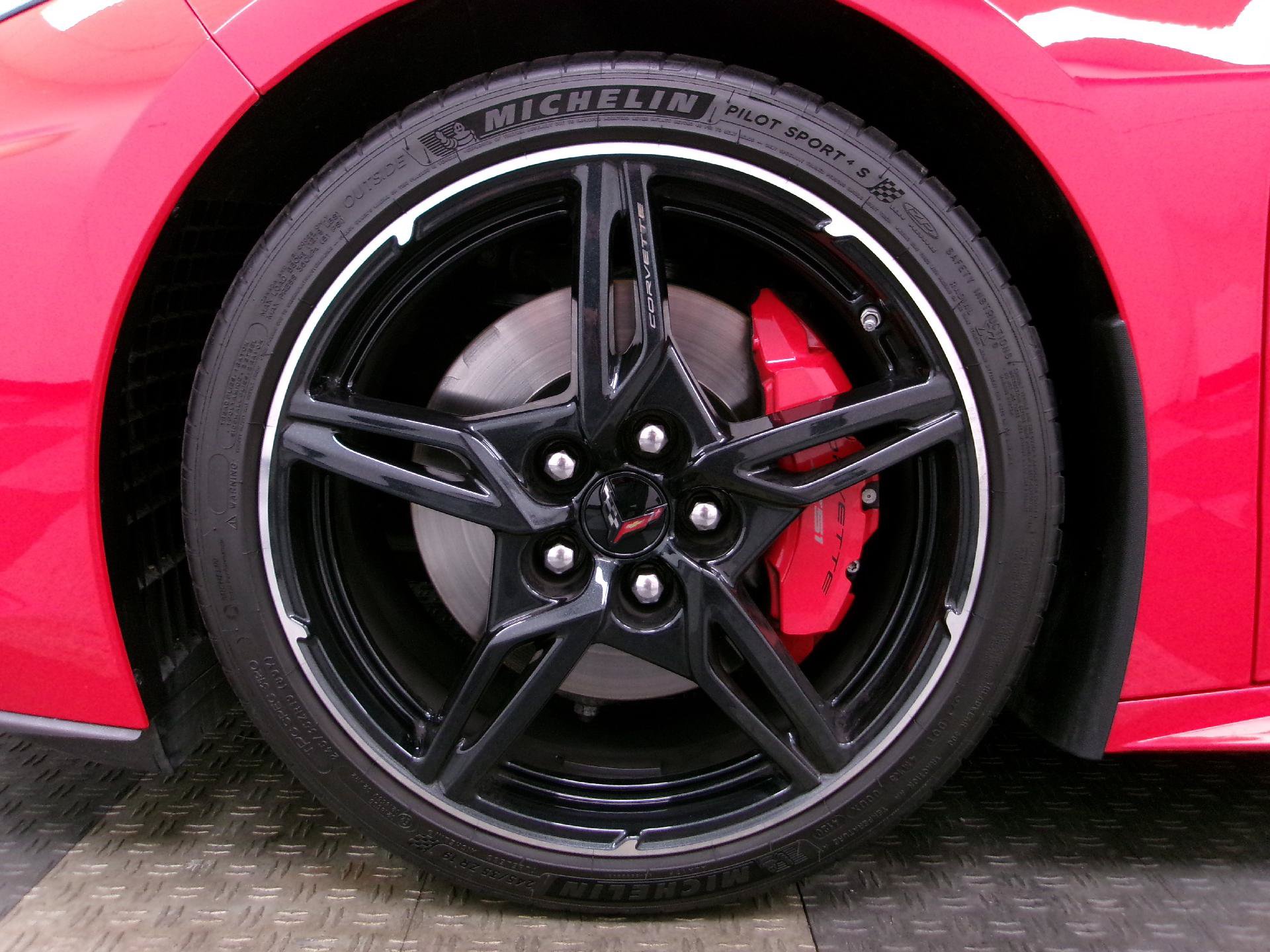 Used 2020 Chevrolet Corvette Stingray Premium Cpe w/ 3LT Preferred Equipment Group RWD image 21