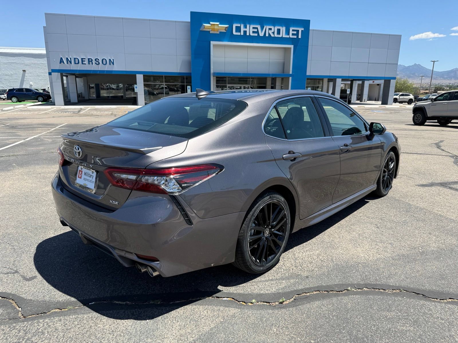 Used 2024 Toyota Camry XSE FWD image 5