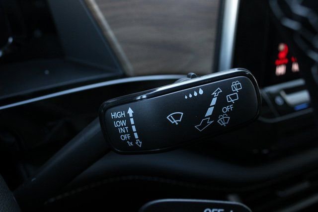 New 2026 Volkswagen Atlas SE image 14