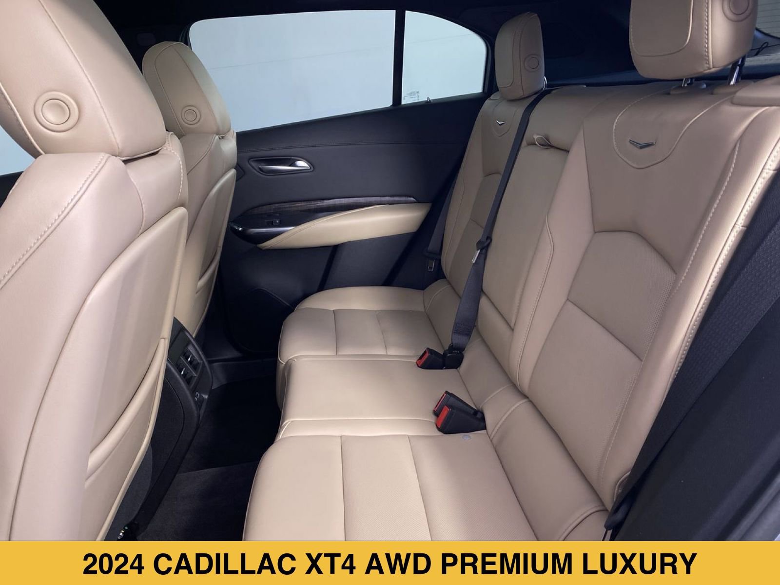 Certified 2024 Cadillac XT4 Premium Luxury w/ Active Safety Package AWD/4WD image 13