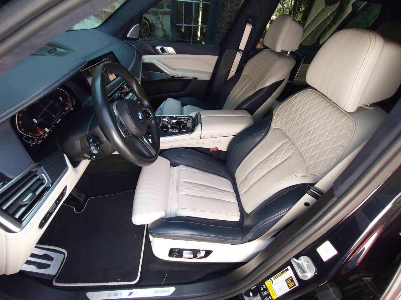 Used 2019 BMW X7 xDrive50i w/ Dynamic Handling Package image 71