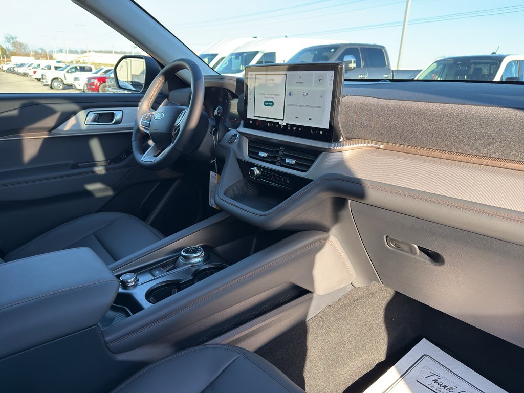 New 2026 Ford Explorer Active w/ Active Comfort Package RWD image 12