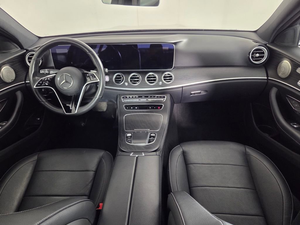Used 2023 Mercedes-Benz E 350 4MATIC Sedan image 31
