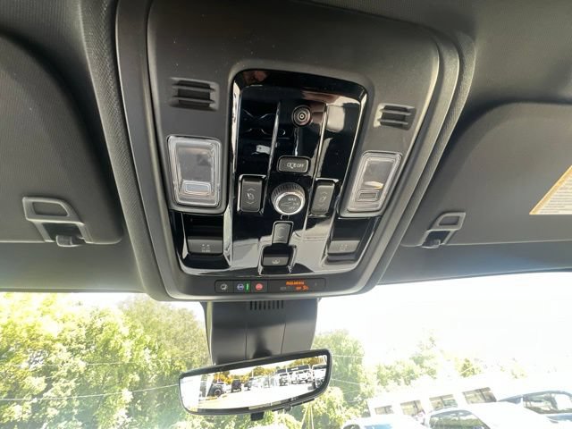 New 2026 Chevrolet Tahoe High Country AWD/4WD image 22